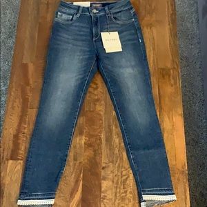 DL1961 Florence Cropped Skinny Jean